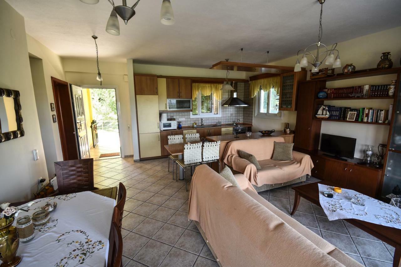 Martha'S Villa Nea Iraklitsa 外观 照片