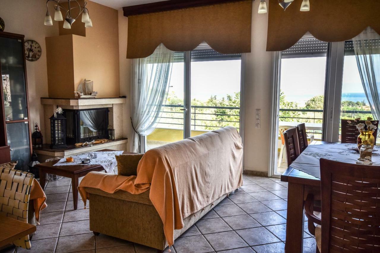 Martha'S Villa Nea Iraklitsa 外观 照片