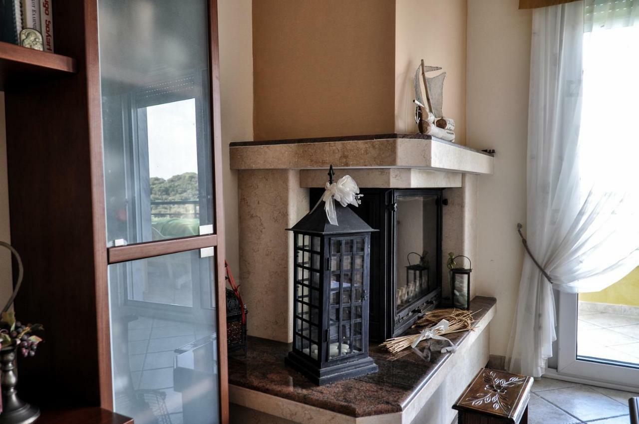 Martha'S Villa Nea Iraklitsa 外观 照片